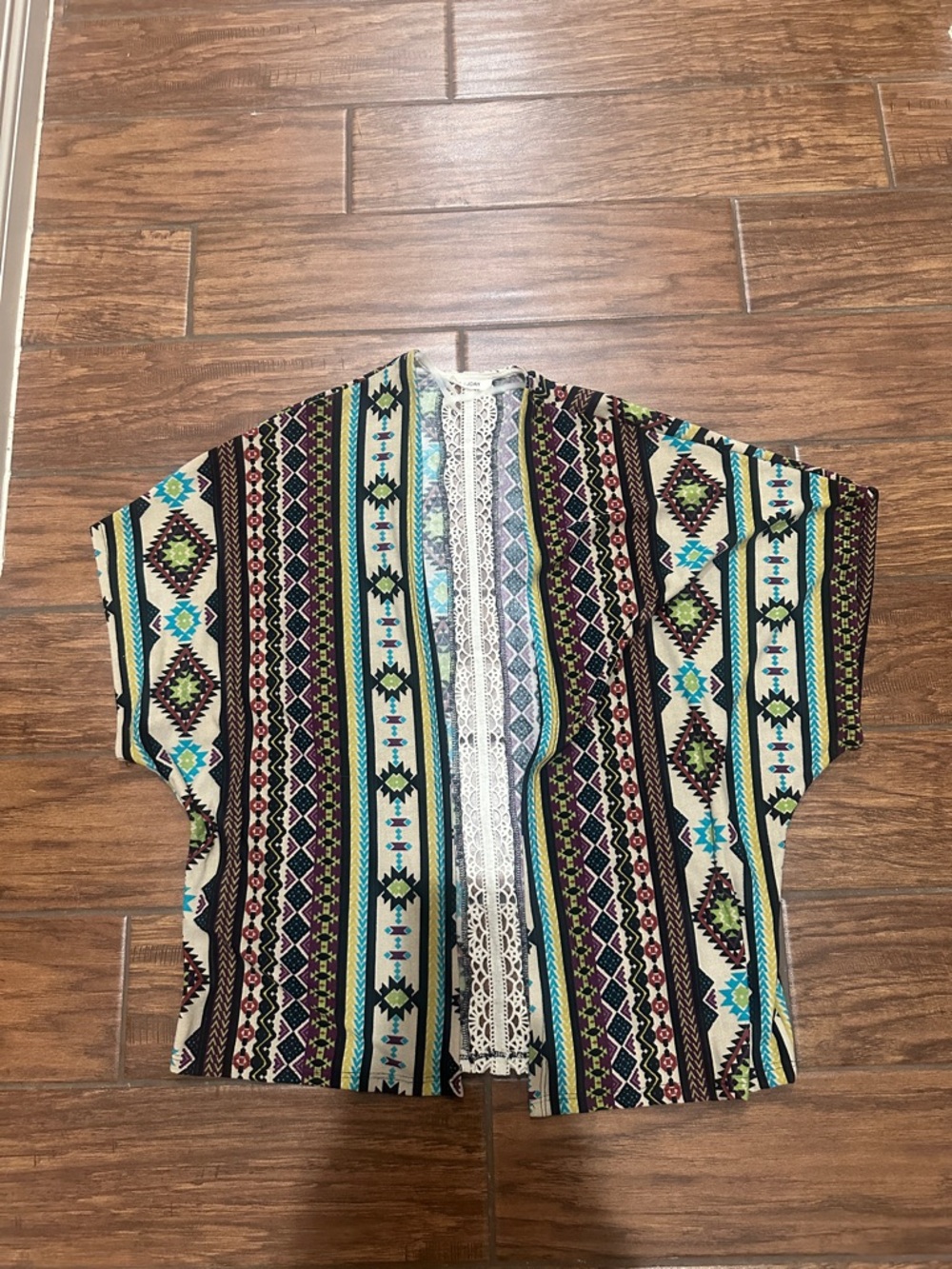 I Joah brand colorful kimono size small